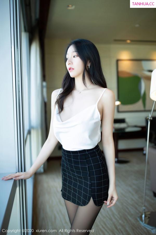 安然Maleah  [XiuRen]高清写真图 2020.10.28 No.2710 安然Maleah第23张图片